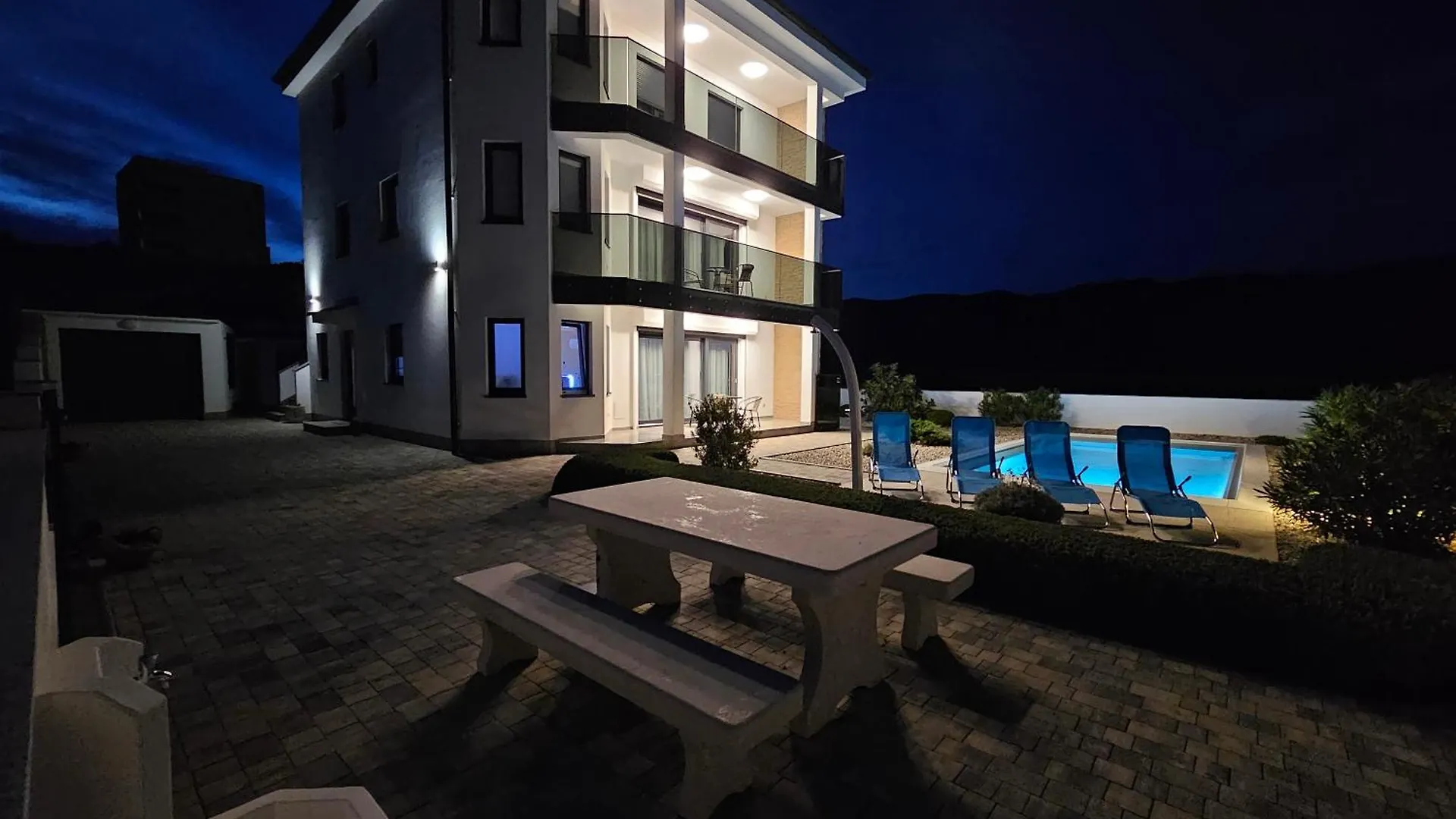 Lux Apartment Buena Vista Novi Vinodolski 0*,  Chorvatsko